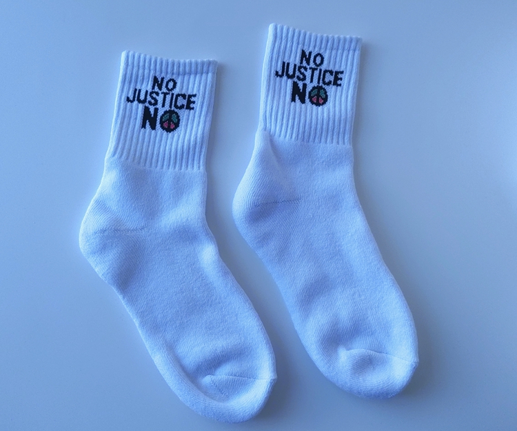 Durable SOCKS for sports featuring jacquard technology yarn dyed pattern and sweat absorbent cotton terry material for mens and womens comfort