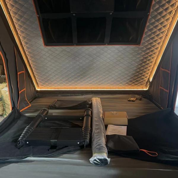 320G Tente sur le toit triangulaire en tissu d'Oxford 210x153x150cm