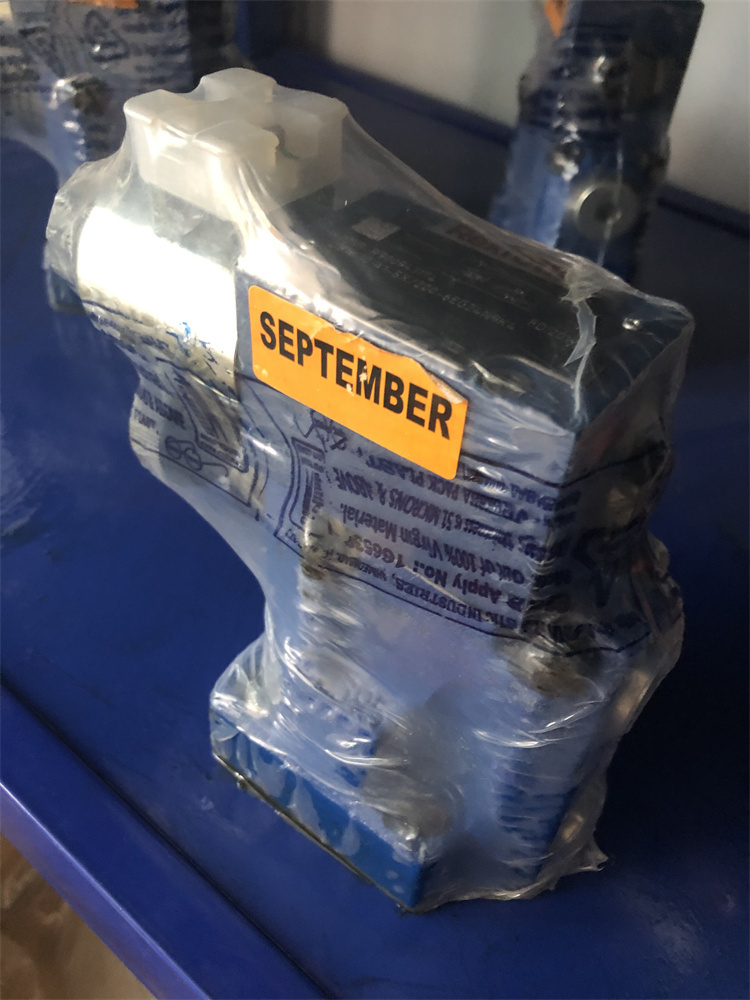 R900941174  DBW10A1-5X/200-6EG24N9K4 German Rexroth electromagnetic overflow valve