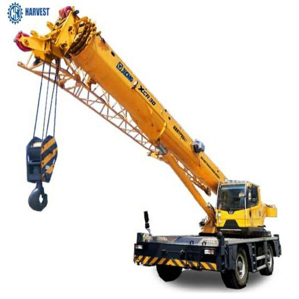 Guindaste do crescimento 35m XCR30 30 Ton Small Rough Terrain Mobile do cano principal do Gradeability 78%