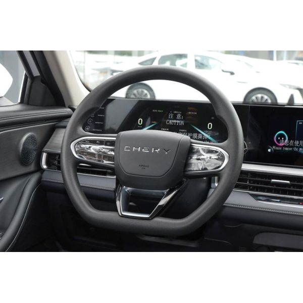 Компактный гибрид бензиновый Fengyun A8 2024 Long Range PHEV 127