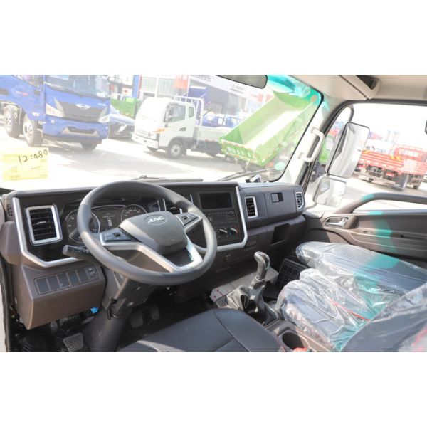 Подержанные грузовики из Китая JAC S6 модель 4 * 2 легкий грузовик Cummins двигатель 160 л.с.