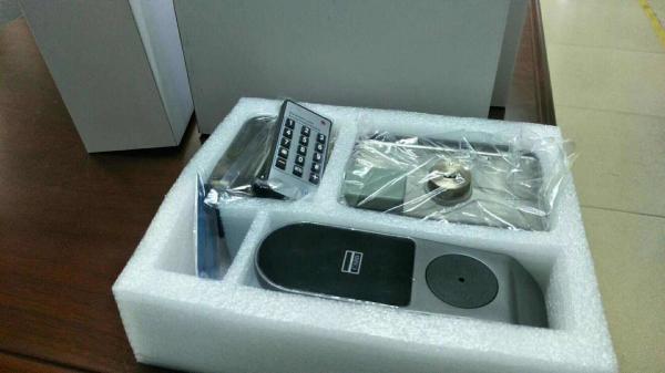 Smart Lock RFID Lock Black color with 1000 User Capacity and Dual Circuit System for Easy Access Control