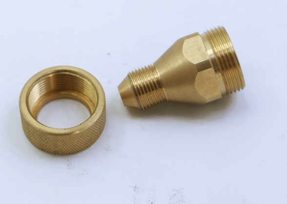 Hot Runner Plastic Mould Nipple CNC Machining Part With Brass/Copper
