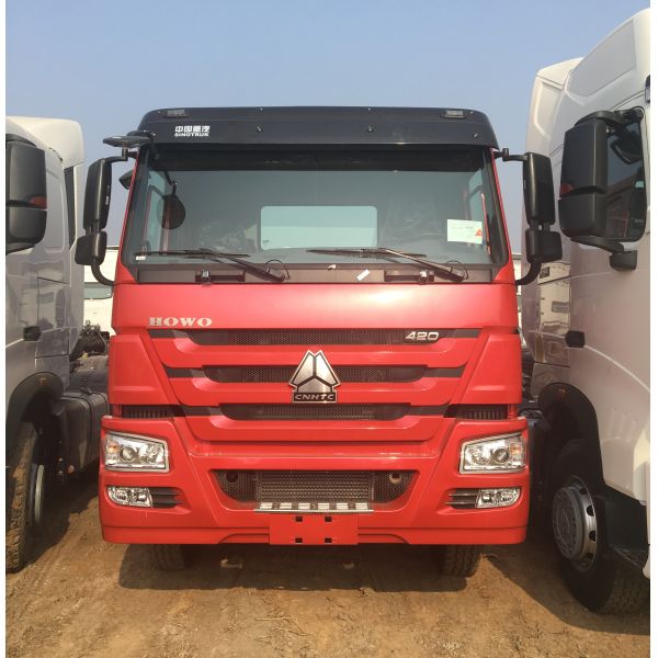 360° cámara trasera 6*6/4*2 A7 camión tractor usado remolque cabeza de camión para su negocio