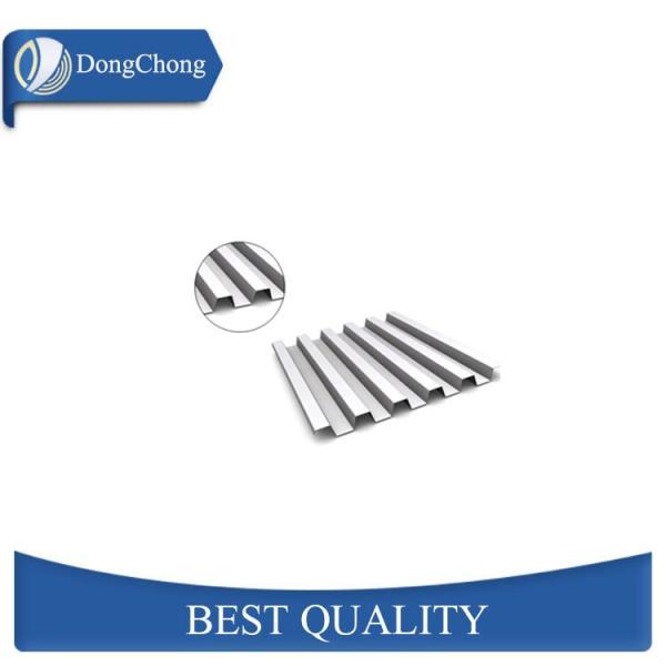 3105 Custom Corrugated Diamond Aluminum Sheet For Roofing Building Light Weight