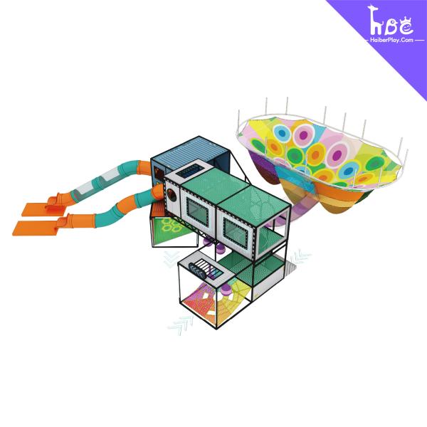 Filet d'escalade arc-en-ciel pour aire de jeux enfants avec balles en mousse souples