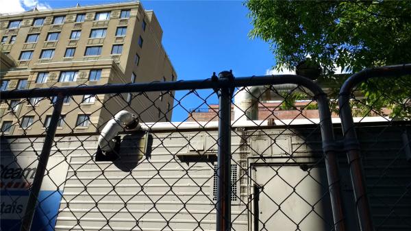 chain link temporary construction fence panels 6FT X 10F Mesh 2 3/8  x 2 3/8 ( 60mm x 60mm ) x 12 gauge wire