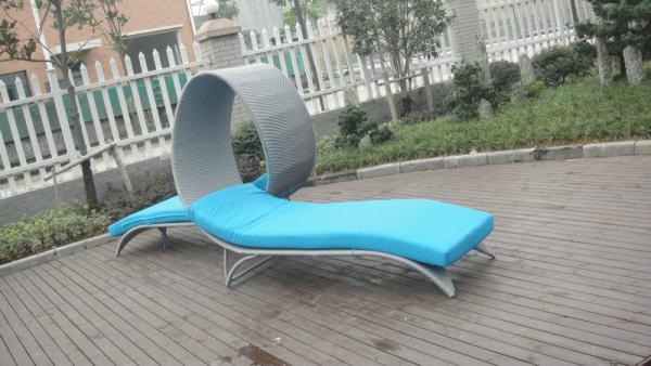Luxury Fashion Outdoor Rattan Daybed For Garden / Patio / Pool
