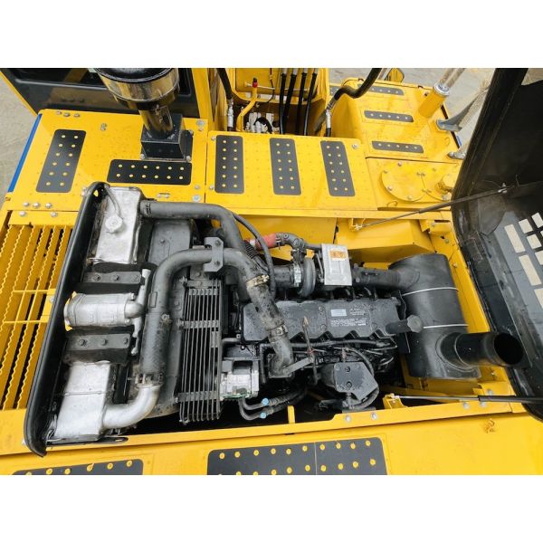 Использованные Komatsu PC220-8 Подержанный экскаватор экскаватор Backhoe 1 CBM Кувшин мощности строительной техники