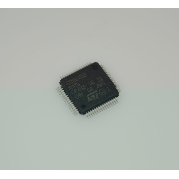 STM8L052R8T6 The Ultimate Ultra-Low-Power 8-bit MCU with 64KB Flash 8KB RAM Advanced Peripherals LCD AES ADC DAC and Extended Temperature Range for Robust Cost-Sensitive Applications