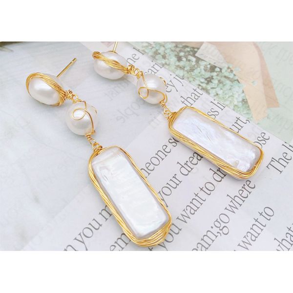 New Women Pearl Earrings Delicate Two-sided Baroque Pearl Earring for Women Shell Earring Girl Gifts Jewelry Wholesale