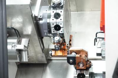 Puissant touret à tourelle verticale Cnc multi-fuseau avec fuseau arrière