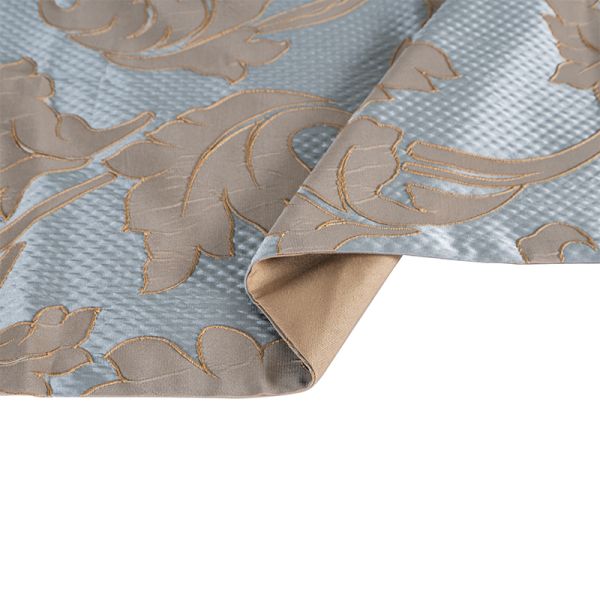 Polyester Jacquard Hotel King Size Bed Runner With Cushion Covers