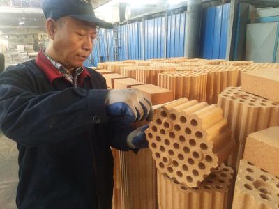 45-95% o alto-forno quente do tijolo refratário do silicato da alumina Al2o3 aplicou-se