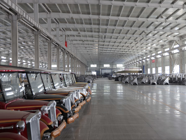 Тележка для гольфа пассажира сообщества 8 27mph-35mph с шинами 10Inch 12Inch 14Inch