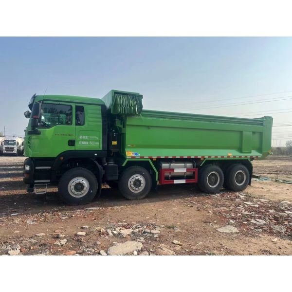 Sinotruk Howo 8x4 Dump Truck Tipper 440hp 35 Ton Used Dump Trailer Big Capacity Box