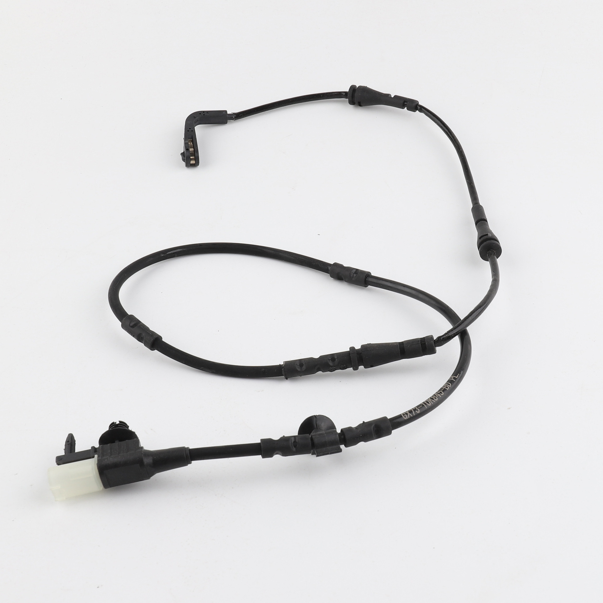 Brake alarm wire and brake pad sensing wire are applicable to the 15th generation Jaguar XE rear OE T2H2091.