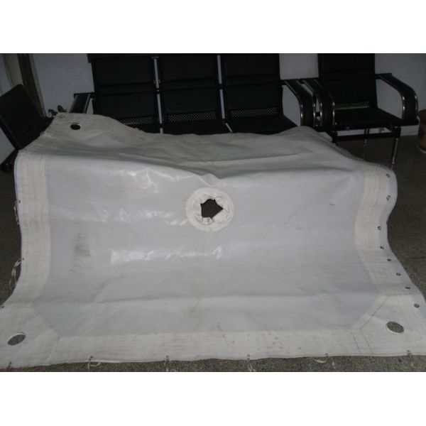 PP / PE Materials Filter Press Plates 600G/M2 650G/M2 Weight Good Air Permeability