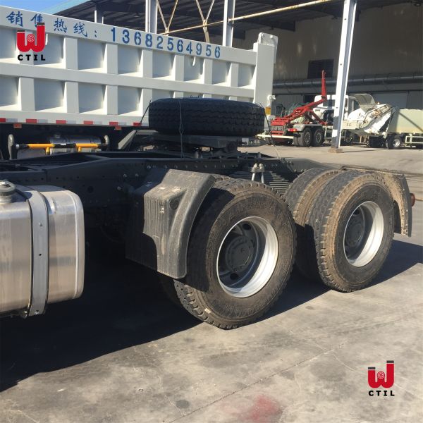 HOWO 4X2 Left Hand Drive Truck