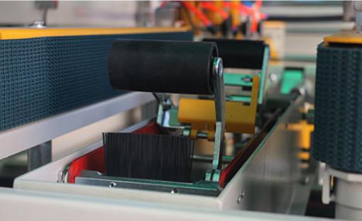 Máquina de Desembalagem Totalmente Automática Controle por PLC Dimensões 1200X800X1500mm