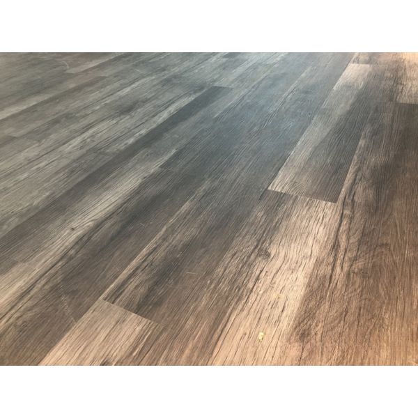 Окончательное решение для больницы Ультратонкие водонепроницаемые лестничные лестничные лестничные плитки