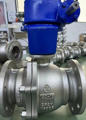 Válvulas de bola bridadas API 6D Acero al carbono Acero inoxidable WCB CF8 316L