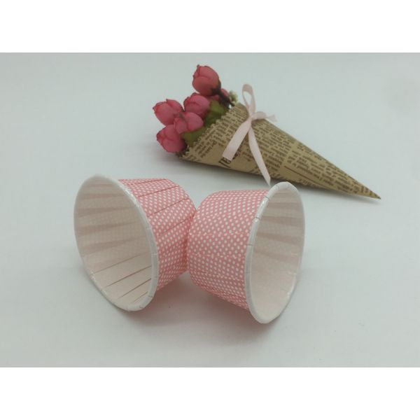Pink Wedding Polka Dot Baking Cups 110gsm PET Coated Film For Souffle Cupcake Cases