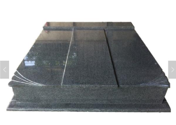 Unique Black Granite Gravestone , Personalized Tombstone Grave Markers