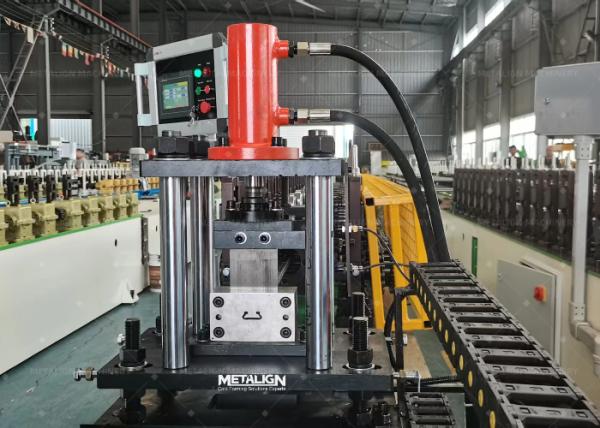 High Grade 45 Hydraulic Cutter Roll Former With Safety Chain Cover For Lock Channel Production