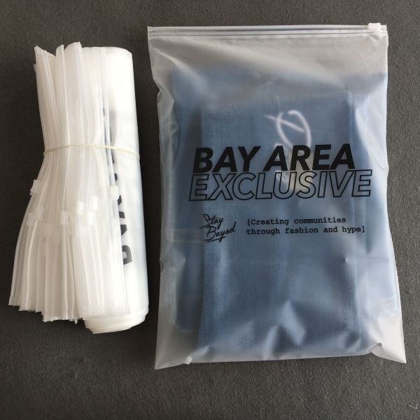 0.04 мм 0,05 мм Переработанные пластиковые рюкзаки с резьбой 60 микрон водонепроницаемые