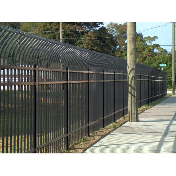 Premier Wholesale Steel Fence Supplier, Hot Dip Galvanized Iron Fencing Design