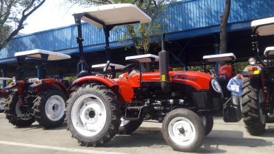 Dongfeng 35 Horse Tractor / 2 Wheel Drive Tractor Easy Operation With Sunshade
