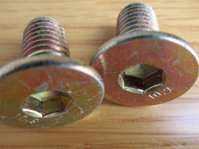 High Strength Carbon Steel Bolts DIN7991 Hex Socket Bolt M10x20 For Heavy Machinery Assembly