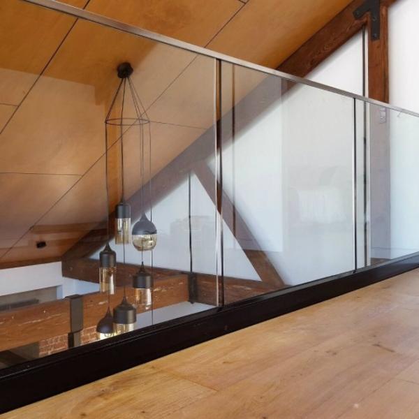8mm 10mm 12mm Tempered Glass Balustrade Clear Toughened Glass Panel Decking Balustrade  Laminated Glass Handrail Impact Resistant