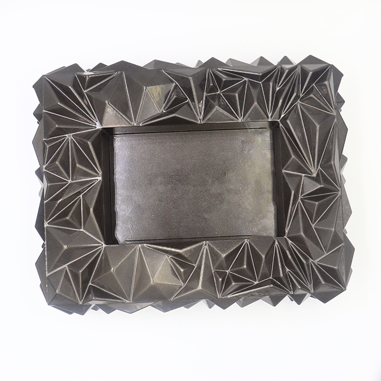 Square 3D irregular rock geometric surface metal ashtray with matte gunmetal finish and scratch resistant design