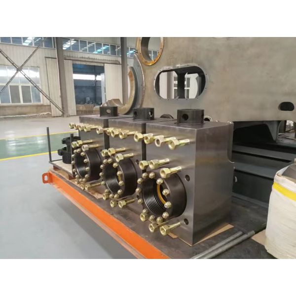 Southwest National 12P-160 Mud Pump, A-1700PT mud pump, EMSCO FB1600 mud pump, National EMSCO mud pump liner, Southwest mud pump fluid end expendables