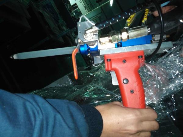 Vertical Installation 2 Part Resin Dispensing Machine With Hand Gun CE Certified