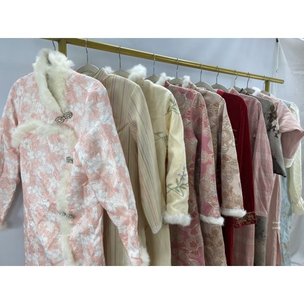 Second Hand Long Thick Cheongsam Autumn Winter Mix Styles Slimming Fashionable
