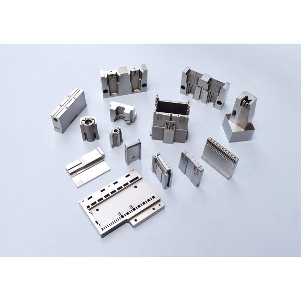 Инжекционный метод литья ядра скорости высоты стальной материальный пластиковый с полируя поверхностью