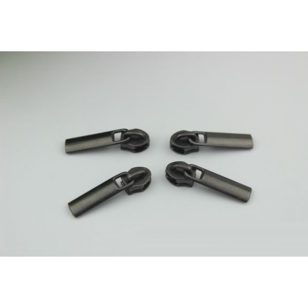 Factory direct sale zinc alloy nylon zipper teeth 3# handbag gold zipper puller design