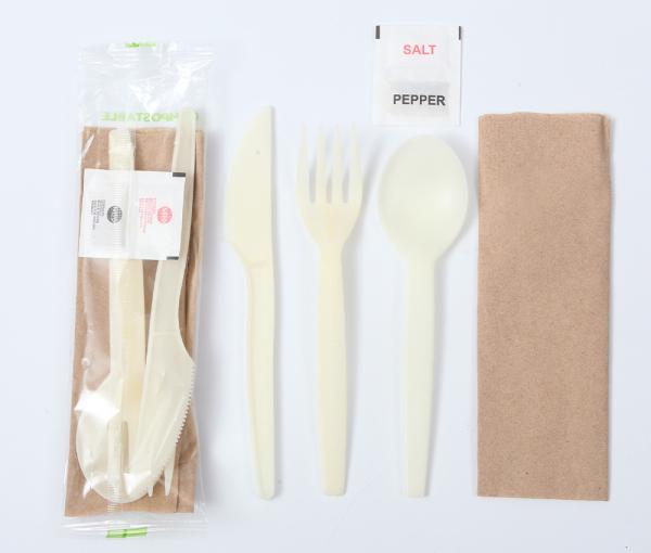 SUYUAN Disposable Cornstarch Cutlery Kits Eco Friendly With Salt / Pepper