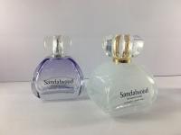 Le parfum de luxe unique de la forme 110ml met le chapeau en bouteille transparent de Surlyn de couleur