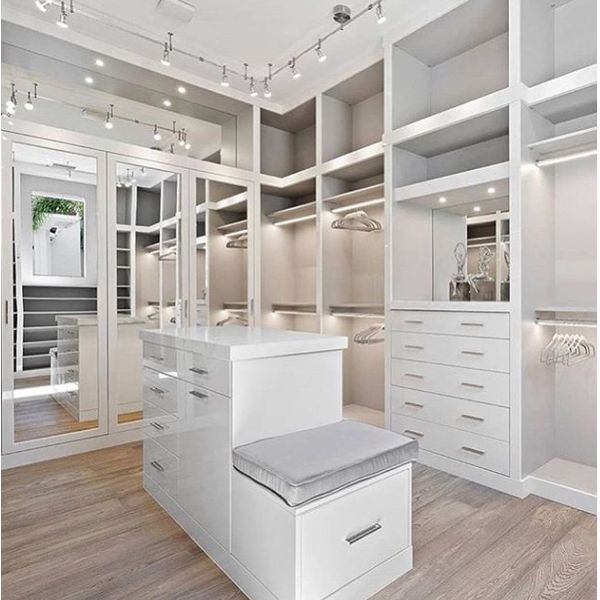 Adjustable Height Hotel Wooden Wardrobe end Furniture for Modern Style Walk-in Closet
