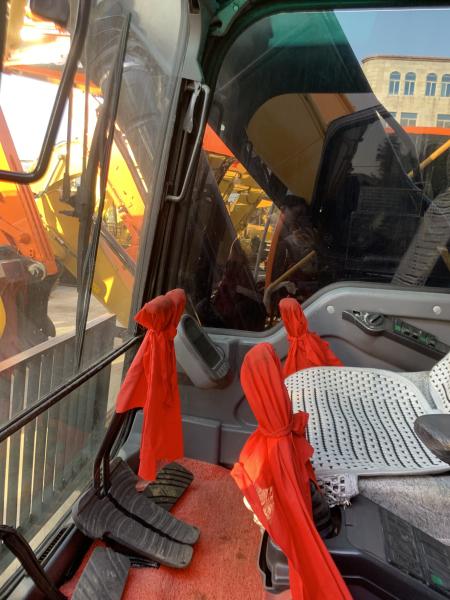 22 TONS VOLVO 220 Hydraulic Excavator with 20ton Operating Weight for Construction