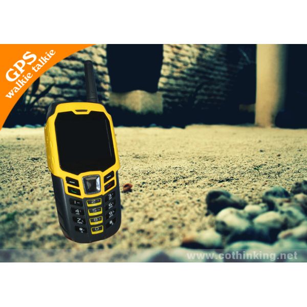 Multi-functional Sports Cell Phone Outdoor Photograph GPS Fleet Tracker With FM Radio