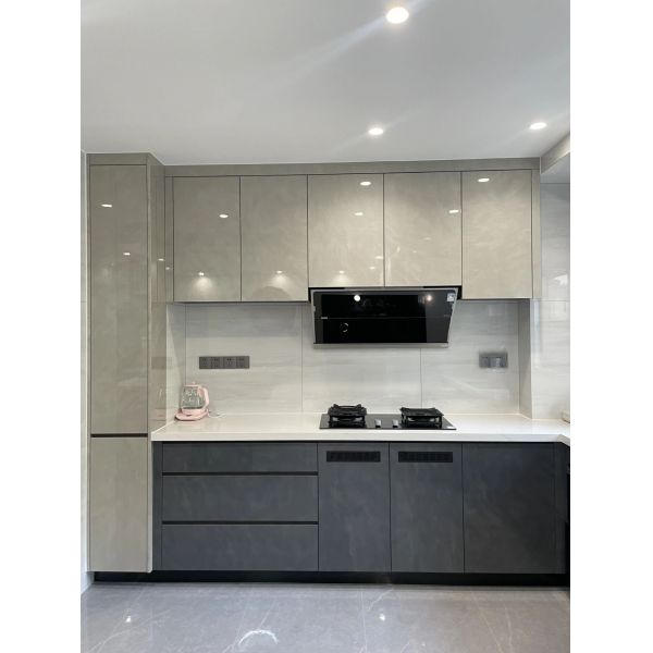 Apartment High Glossy Lacquer Doors Free Handles Modern Kitchen Furniture
