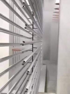 Équipement de revêtement automatique en poudre de profilés en aluminium avec pulvérisation en double dimension