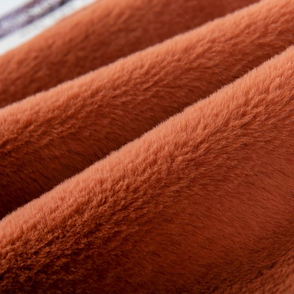 Описание Фальшивое кроличье меховое ткань Суэда связанная плюшевая ткань для одежды любого цвета