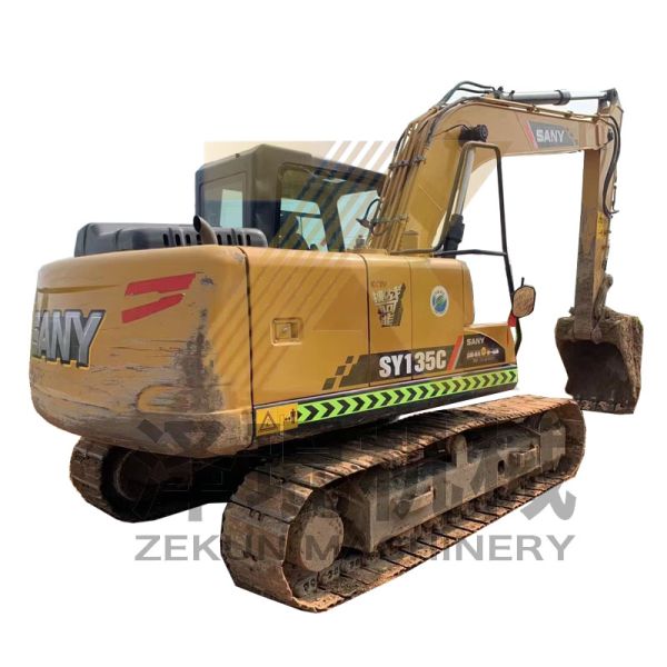 Excavadora Sany SY135C Pro con capacidad de 0.6m3 en Shanghai